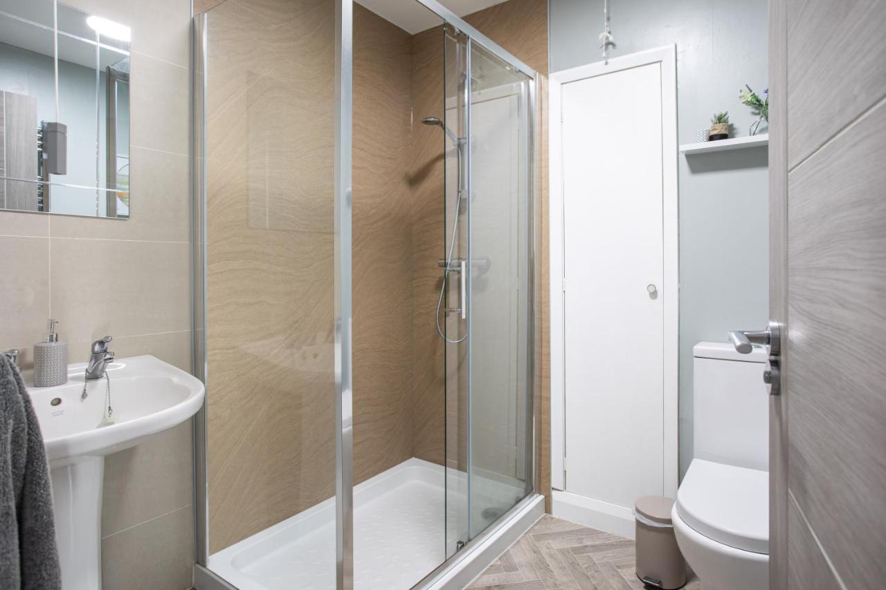 New Lisburn Road Apartment - Free Parking Белфаст Экстерьер фото